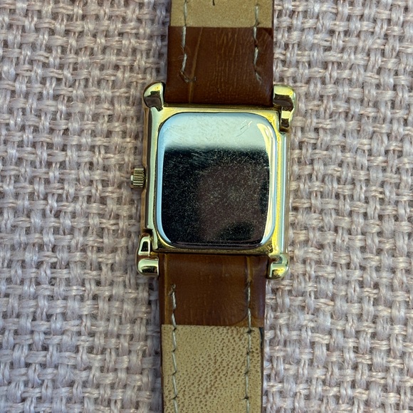 Vintage CABOUCHON Gold Tone Tank Watch - Collectors Item - Picture 5 of 9